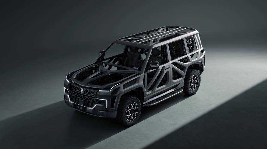 广州280仰望U8硬派越野的科技魅力，国能汽车对传统燃油车市场的冲击